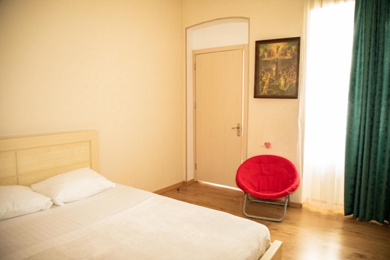 Natali Hotel Tbilisi Exterior photo